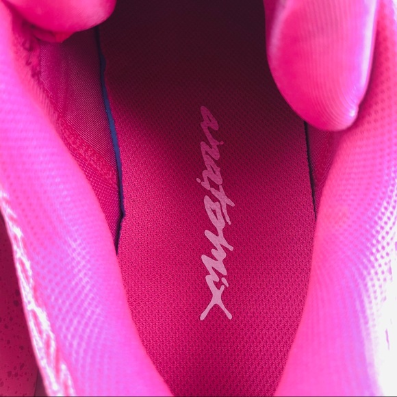 Under Armour Anatomix Spawn 2 Breast Cancer - Picture 6 of 8